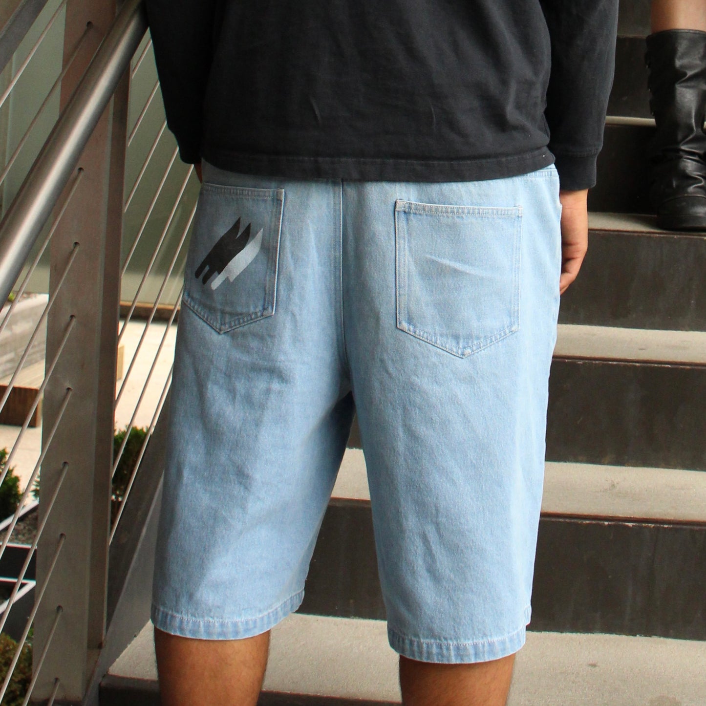 EYE WEAR DENIM SHORTS